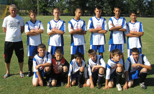 Serdülő 2013 tavaszán.